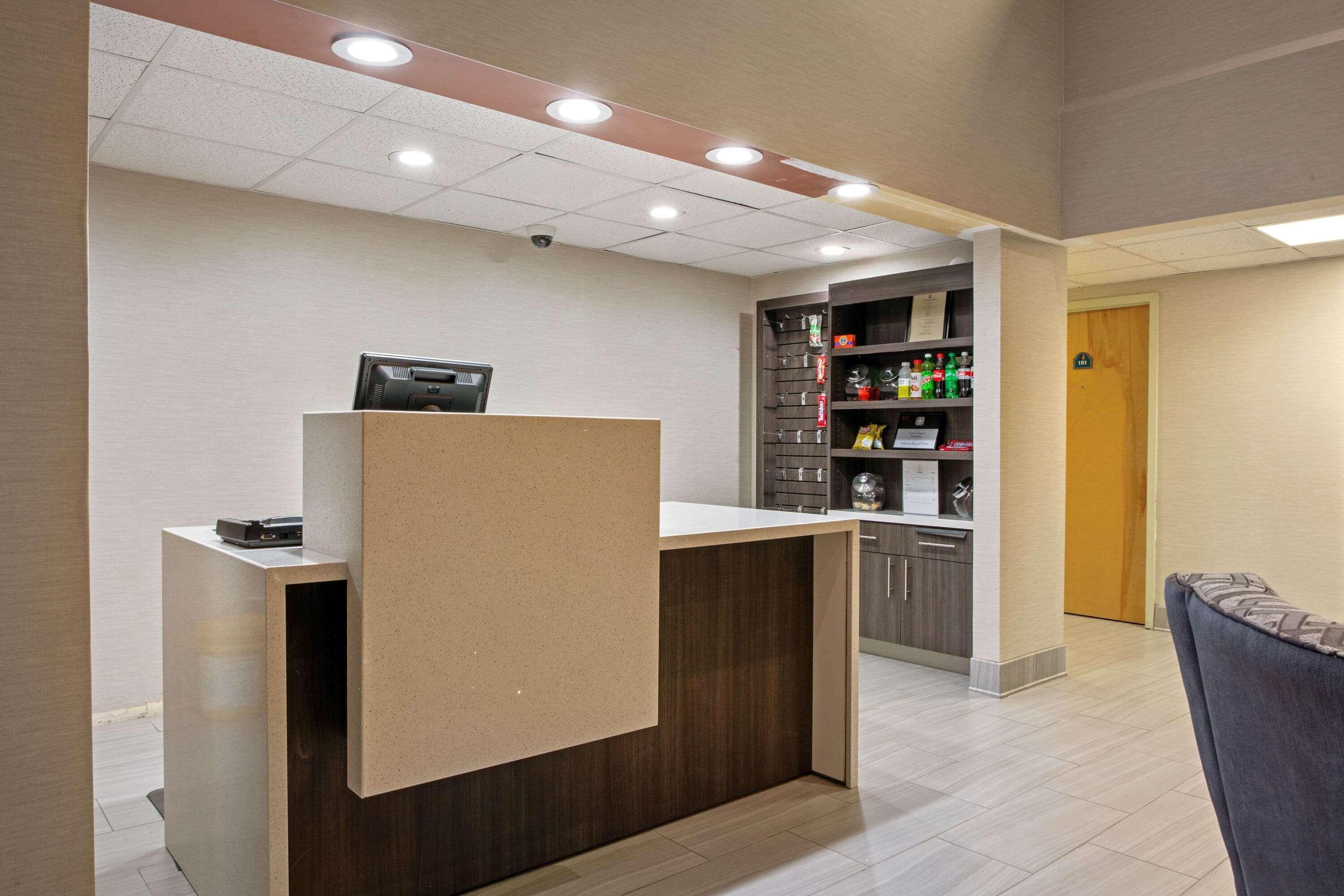 La Quinta Inn By Wyndham Radford Ngoại thất bức ảnh